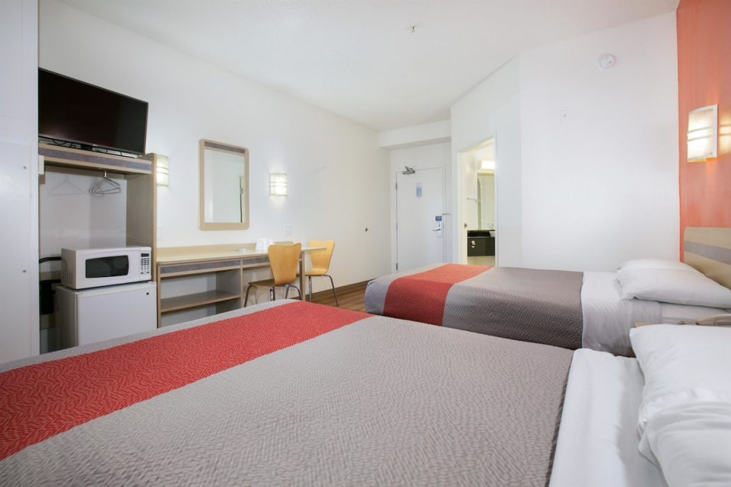 Motel6 Brooklyn Center, MN - Minneapolis 10/48