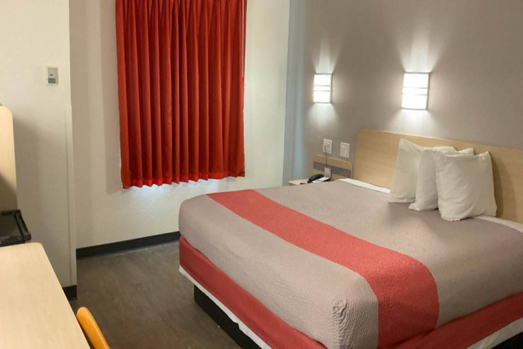 Motel6 Pearl, MS - Jackson Airport 9/30