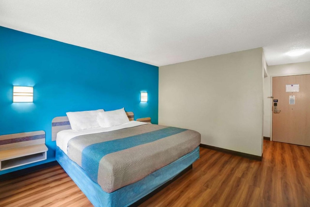 Motel6 Gordonville, PA - Lancaster PA 8/41