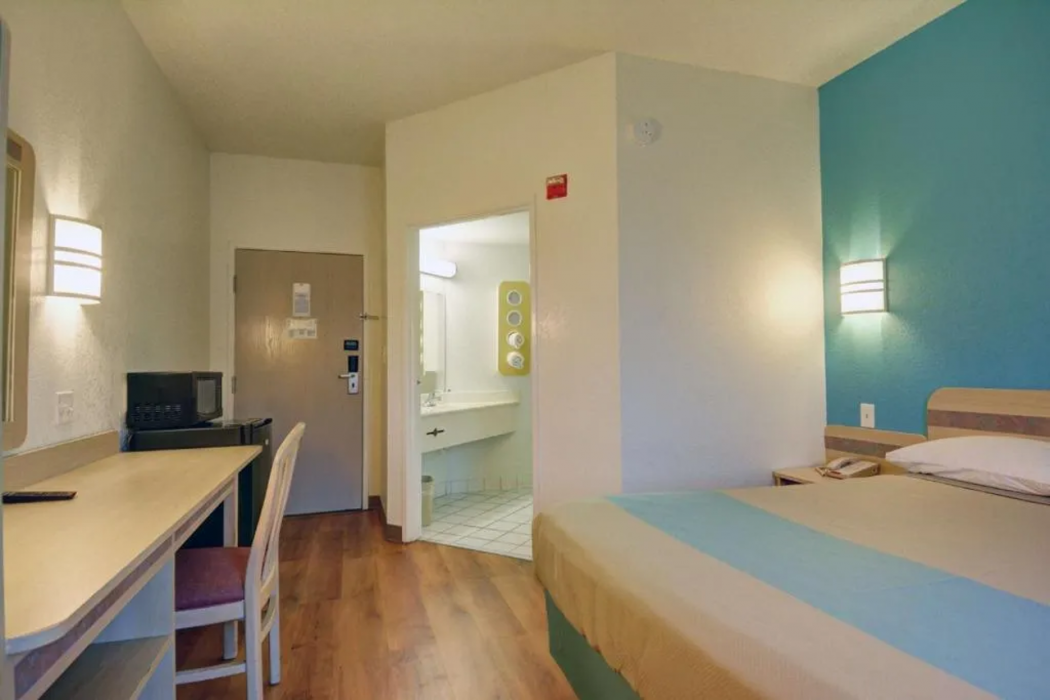 Motel6 Denison, TX 13/56