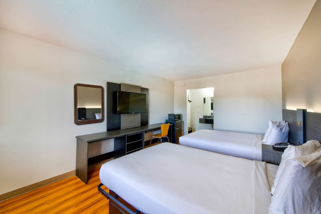 Motel6 Gainesville, GA 24/65