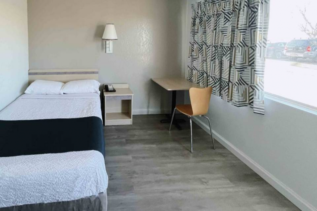 Motel6 Holbrook, AZ 24/62
