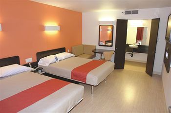 Motel 6 Lake Park Ga