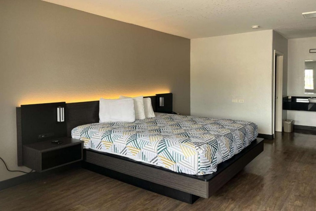 Motel6 Seguin, TX 11/53