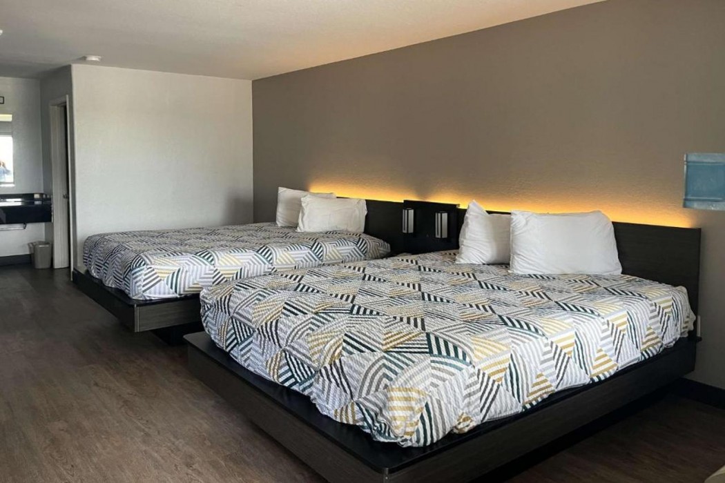 Motel6 Seguin, TX 12/53