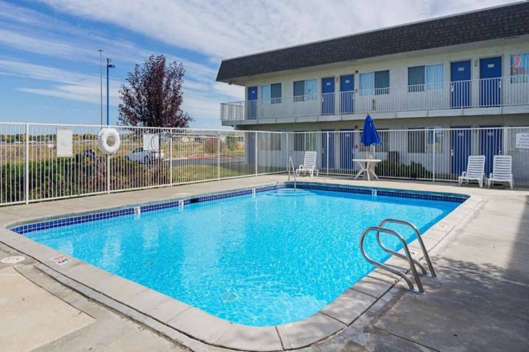 Motel6 Laramie, WY 40/52