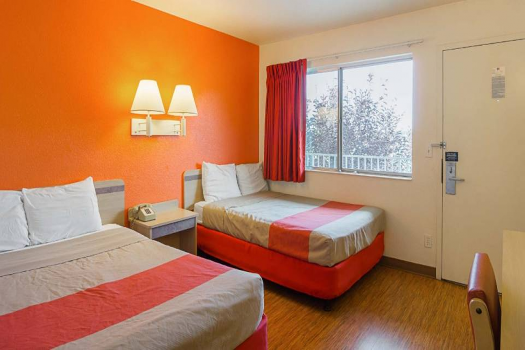 Motel6 Laramie, WY 19/52