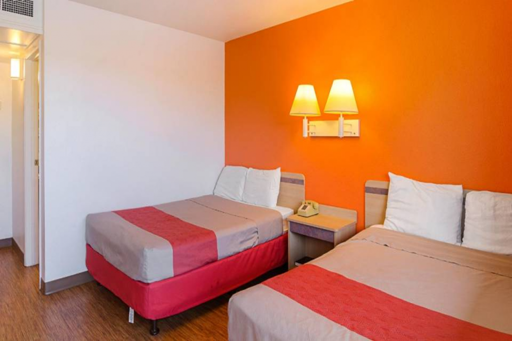 Motel6 Laramie, WY 18/52