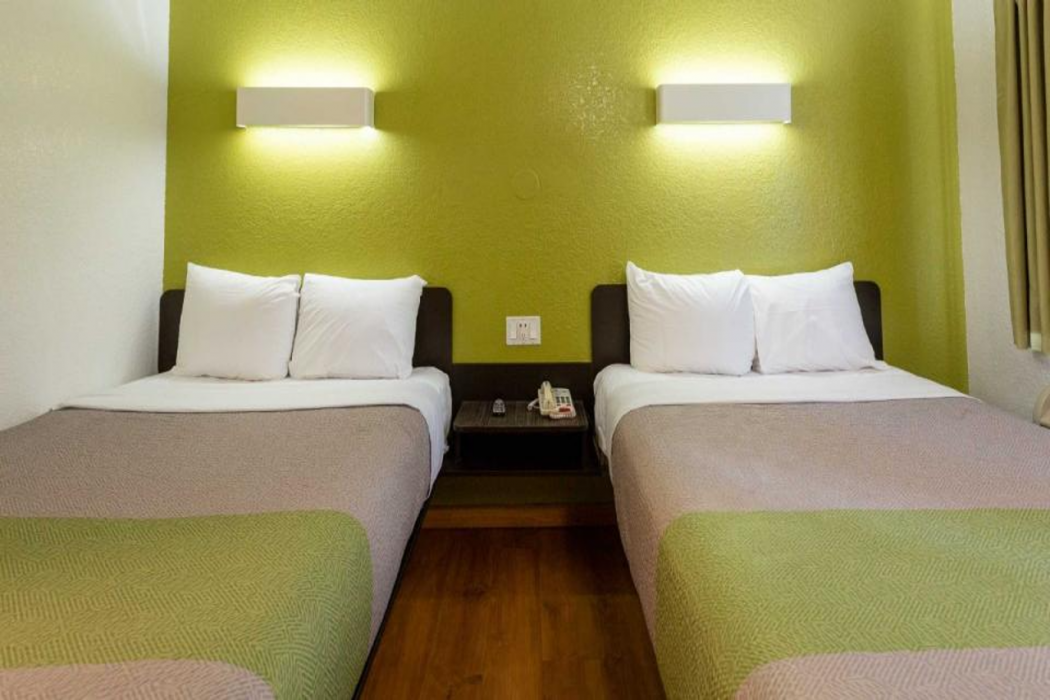 Motel6 Camp Springs, DC - South Camp Springs 9/43
