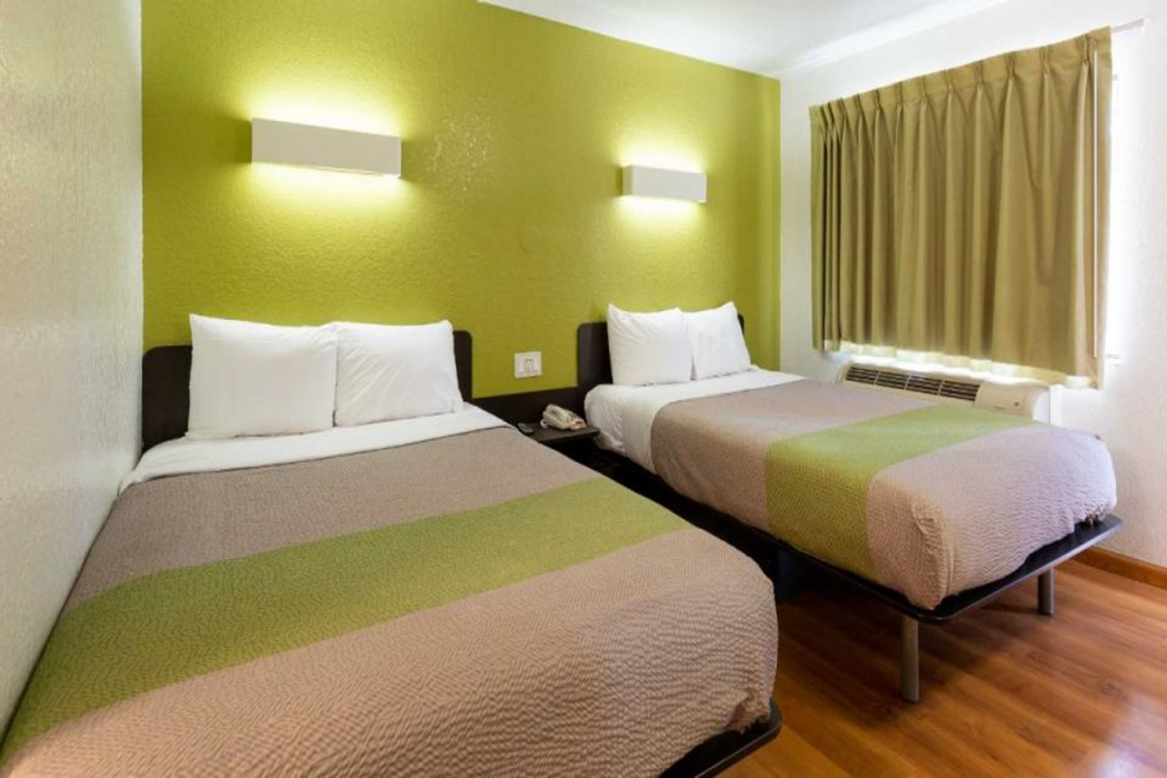 Motel6 Camp Springs, DC - South Camp Springs 7/43