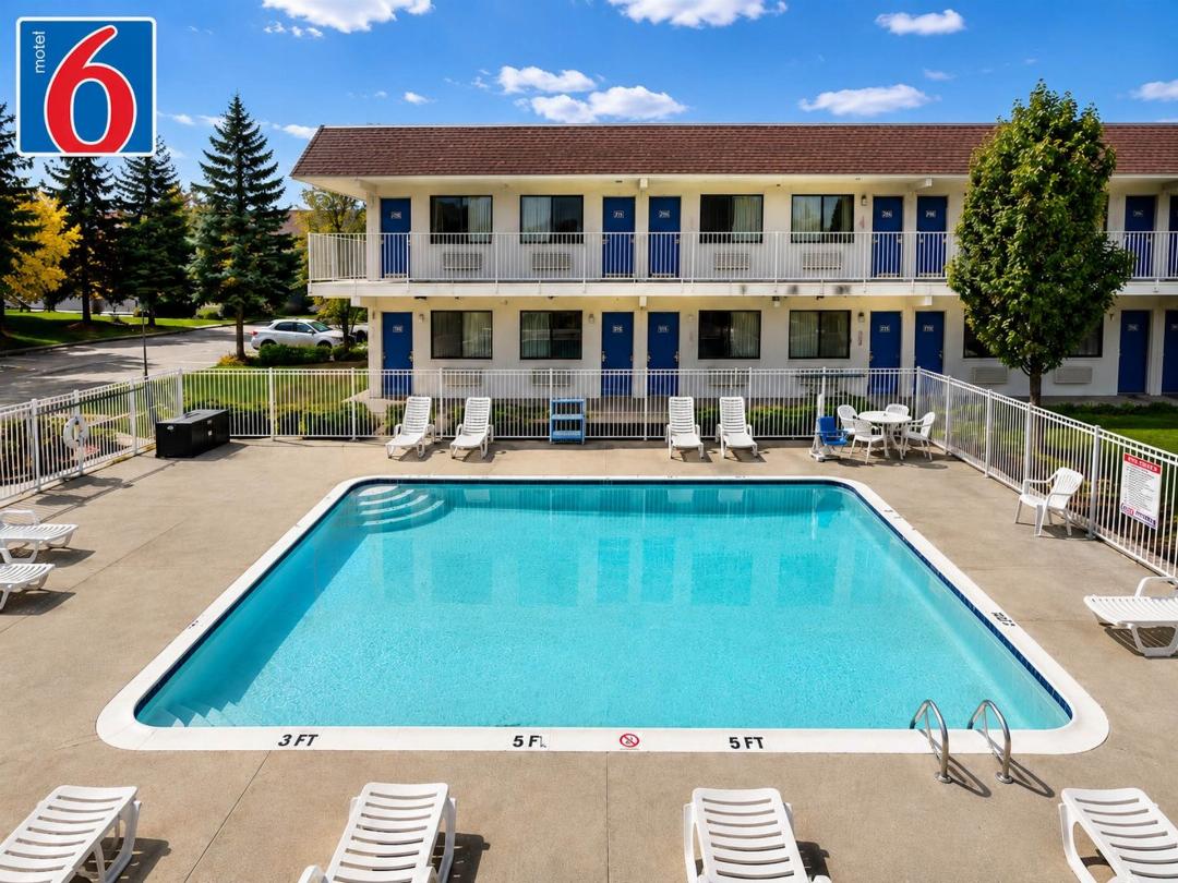 Motel6 Yreka, CA 34/62