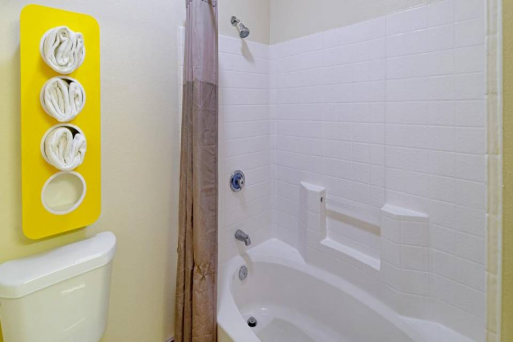 Motel6 Rhome, TX 12/43