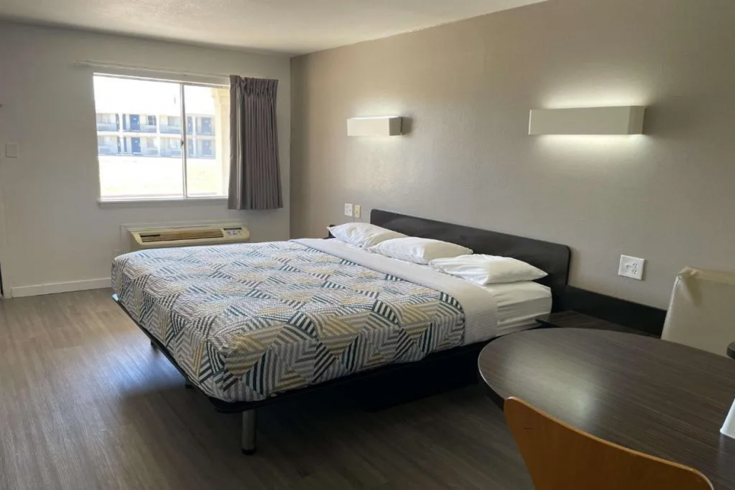 Motel6 Wichita Falls, TX - North 22/63