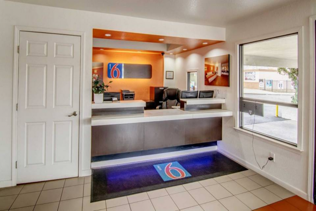 Motel6 Manteca, CA — foto 3
