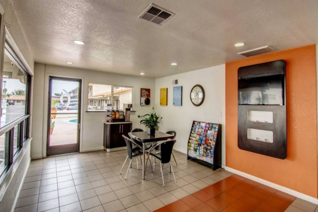 Motel6 Manteca, CA — foto 4