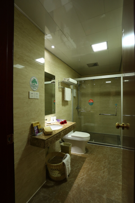 GreenTree Inn Jieyang Municipal Government Express Hotel 16/28