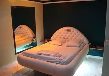 L'amour Park Hotel 1/51