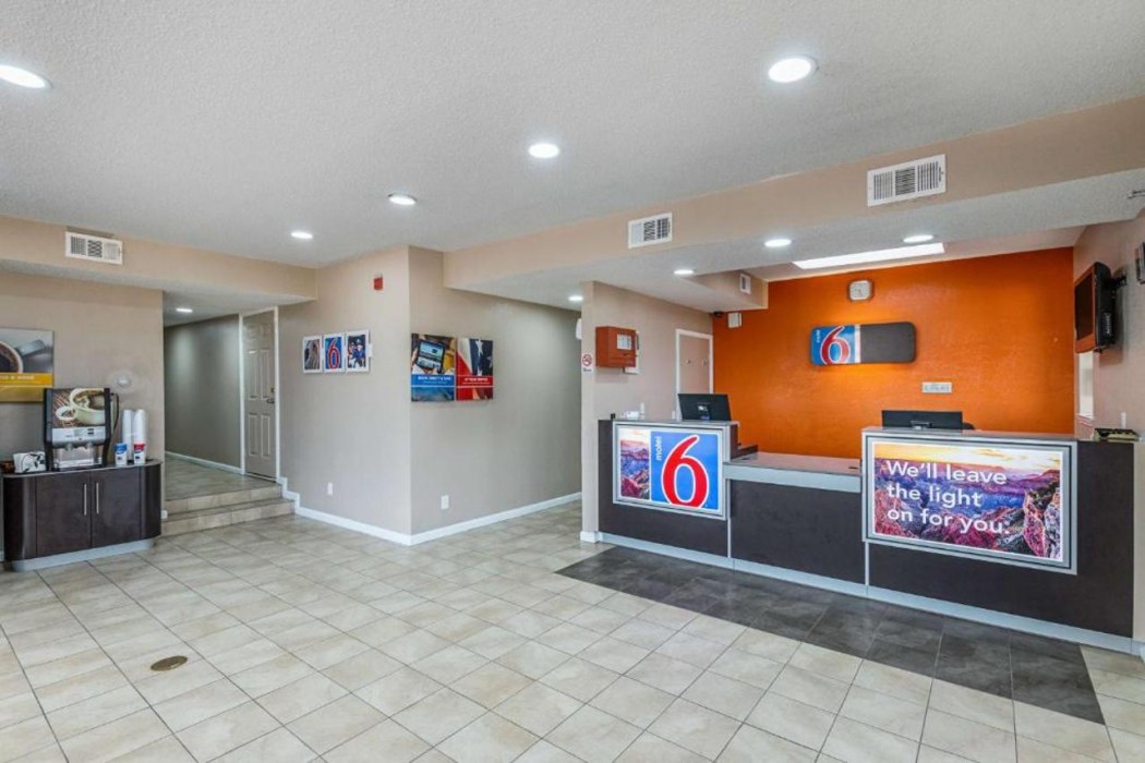 Motel6 Waxahachie, TX 6/39