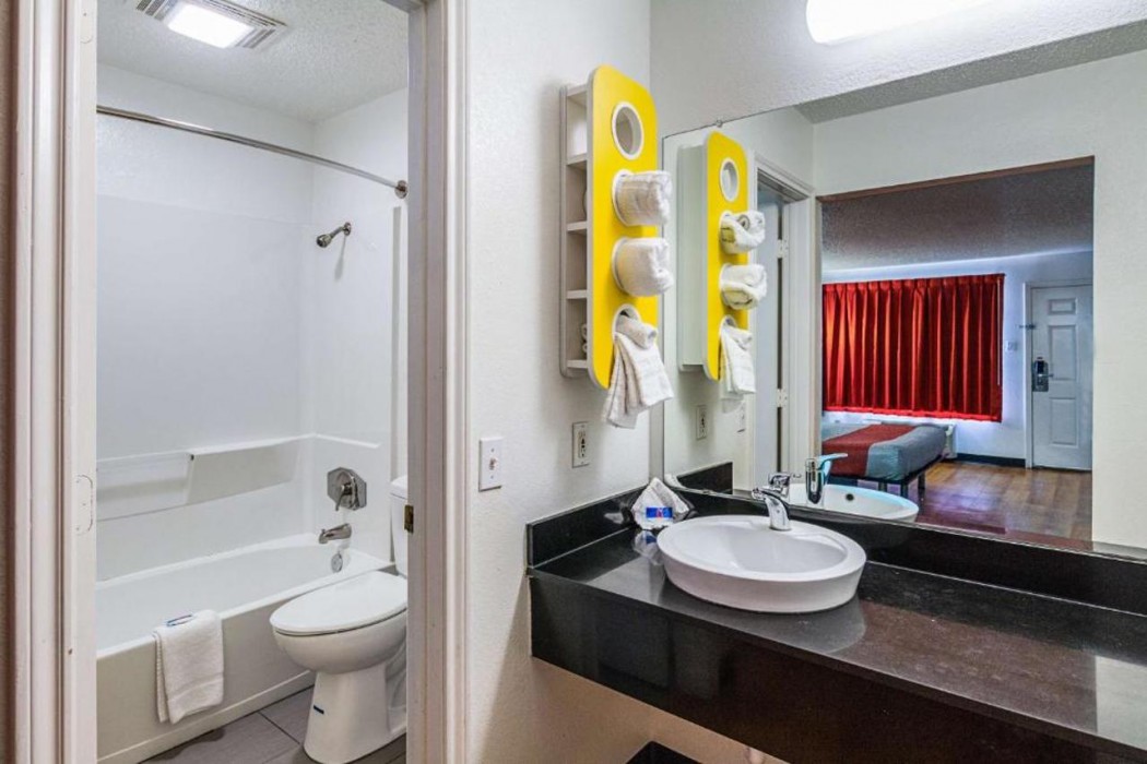 Motel6 Waxahachie, TX 13/39