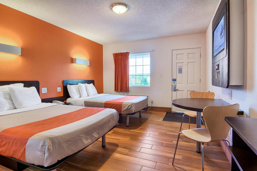 Motel6 Harrisonburg, VA - South 18/47