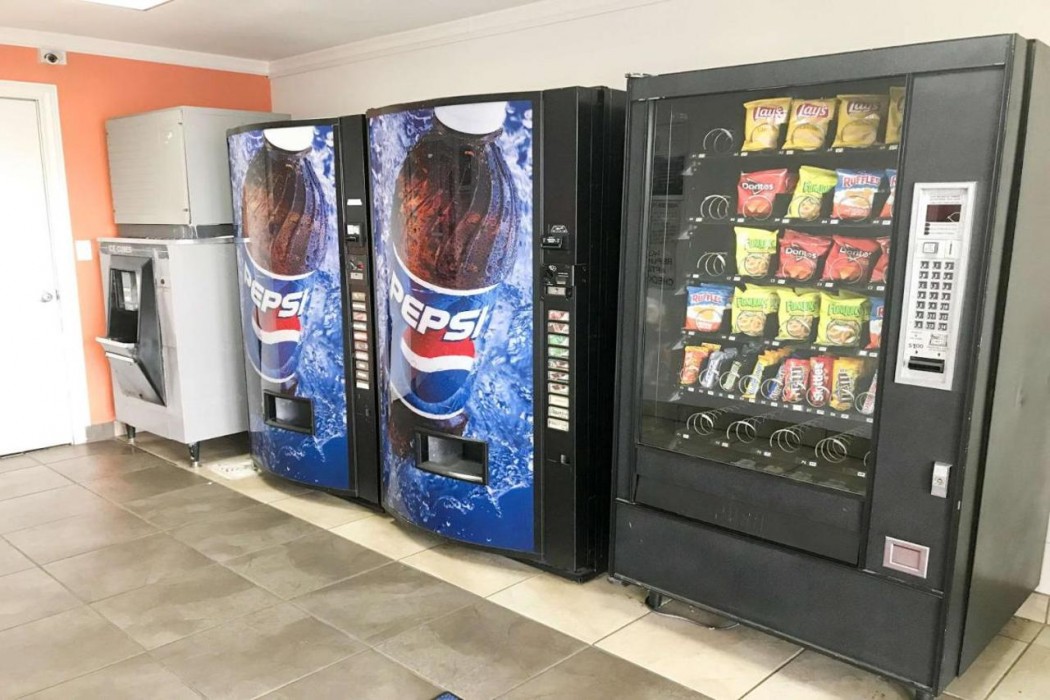 Motel6 Anniston, AL 26/39