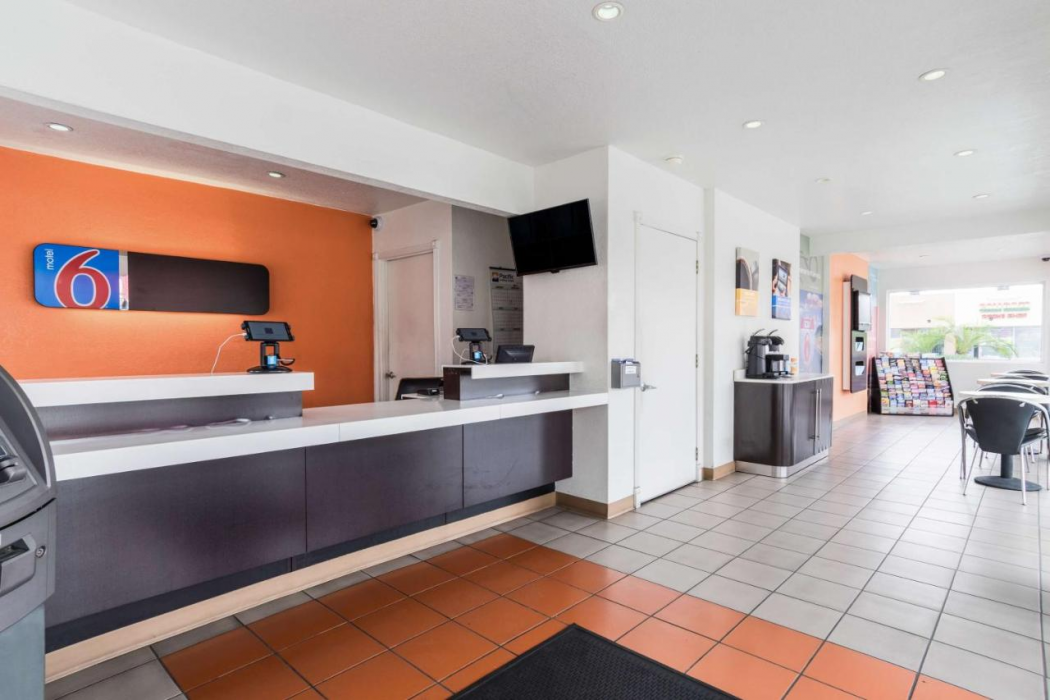 Lobby at Motel6 Long Beach, CA - International City, LONG BEACH - CA