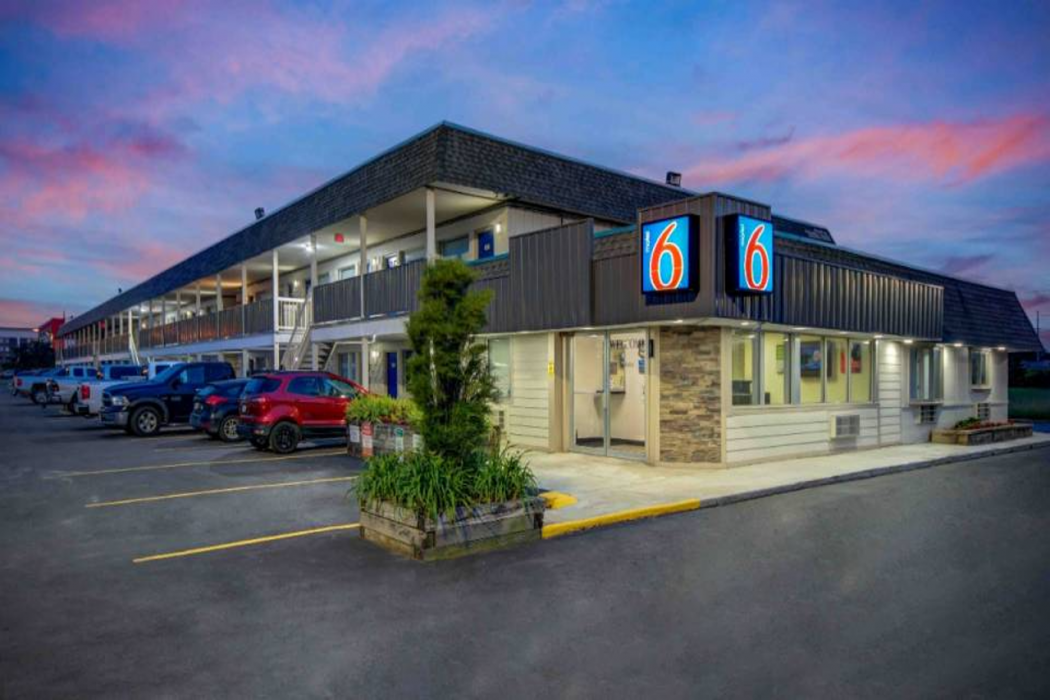 Motel6 Lima, OH 2/56