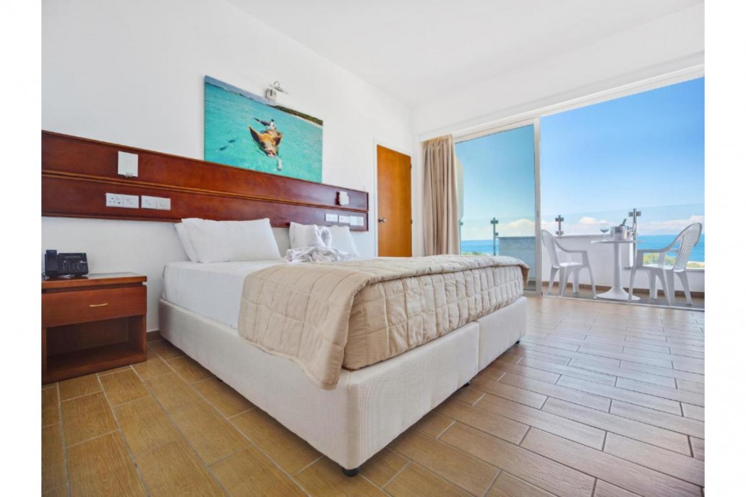 Avlida Hotel 19/72