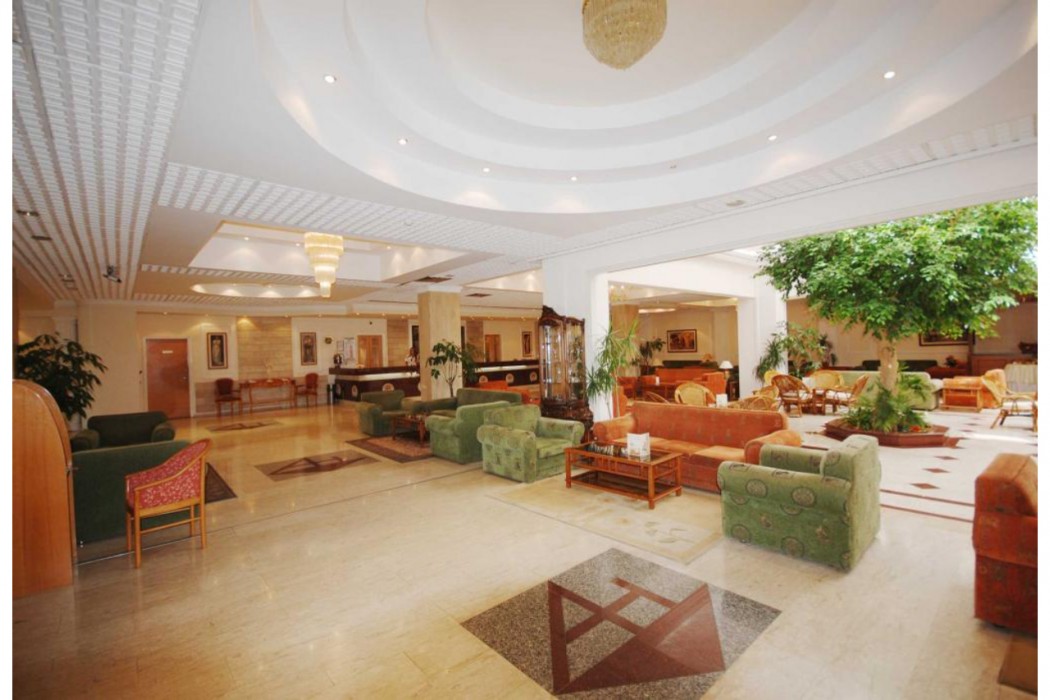 Avlida Hotel 9/72