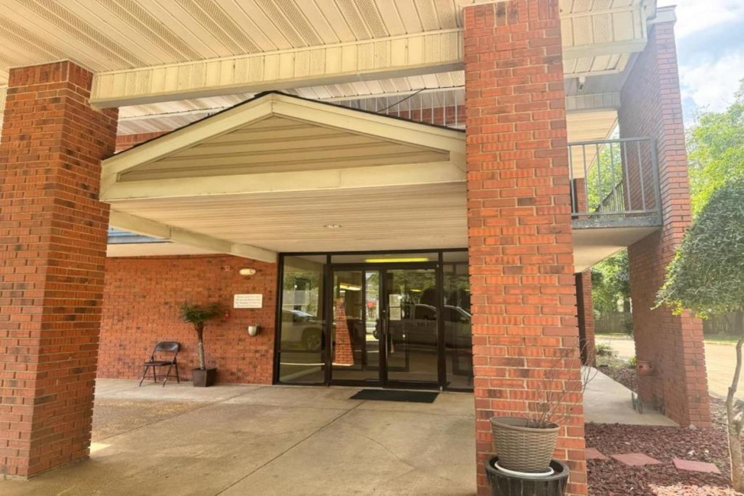 Delta Inn West Helena US 49 AR 7/30