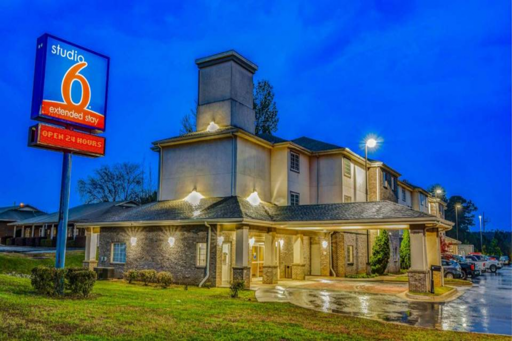 Studio6 Opelika, AL - Auburn Al 1/29