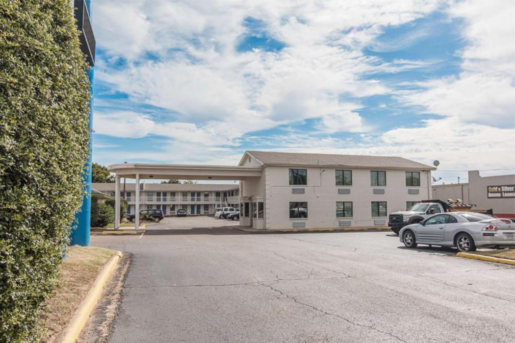Motel6 Texarkana, AR in TEXARKANA - AR