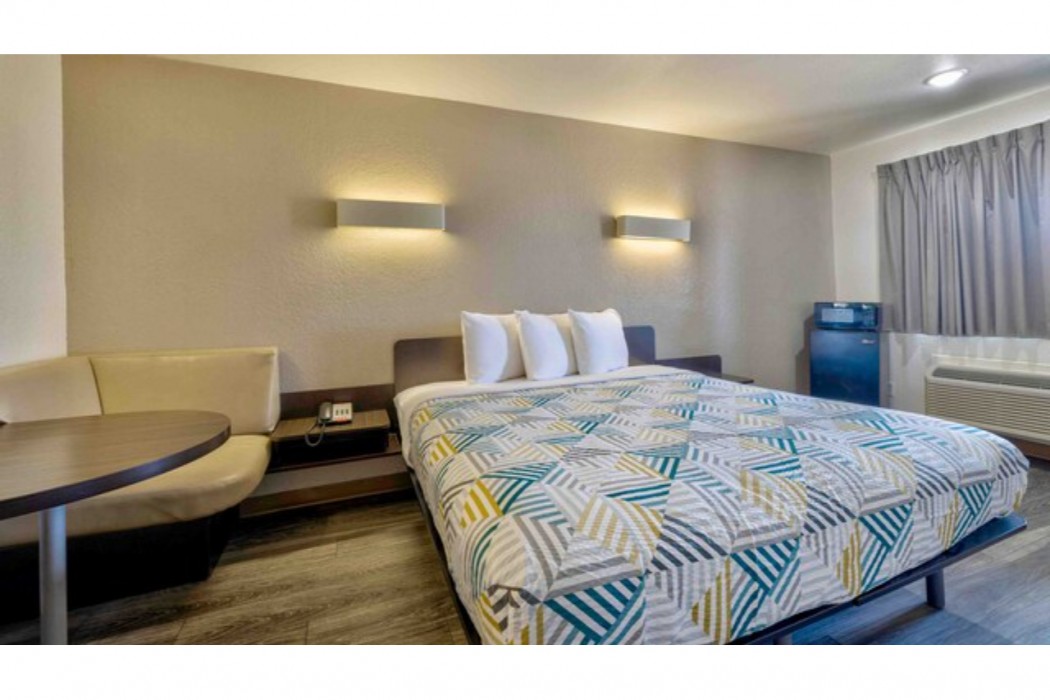 Motel6 Bryan, TX - College Station 22/67