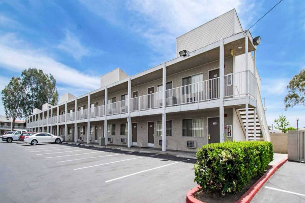 Studio6 Cypress, CA in CYPRESS - CA