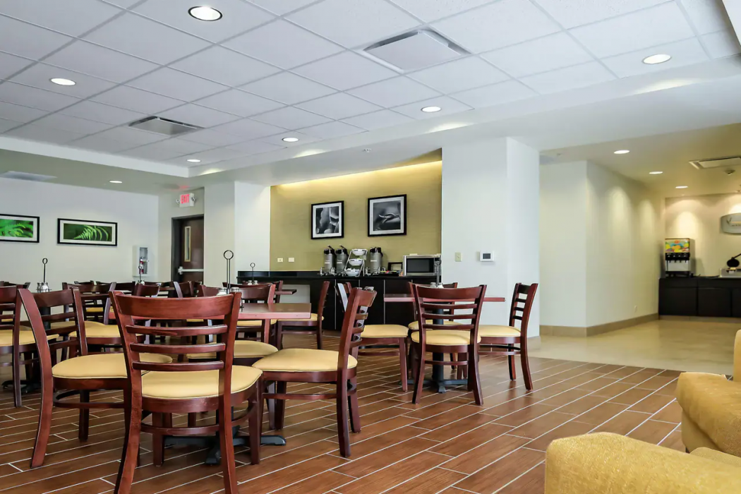 Sleep Inn & Suites Fort Scott 15/41