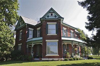 Nauvoo Grand Bed and Breakfast 1/51