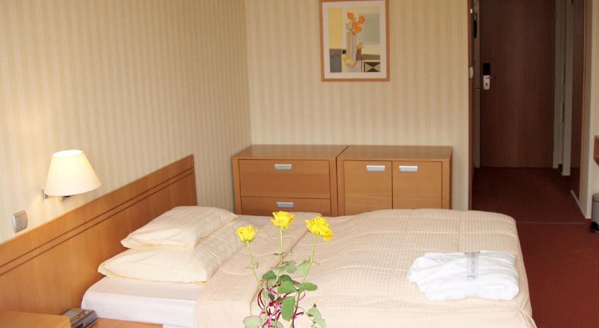 DANUBIUS HEALTH SPA RESORT ESPLANADE 16/66