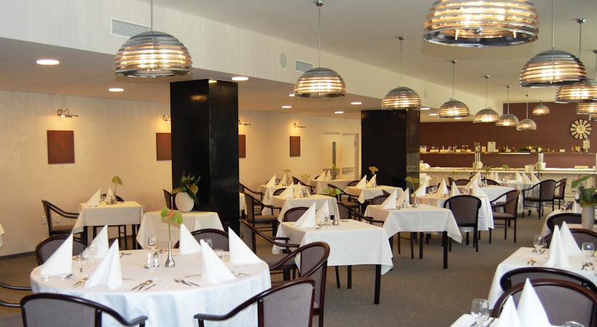 DANUBIUS HEALTH SPA RESORT ESPLANADE 35/66