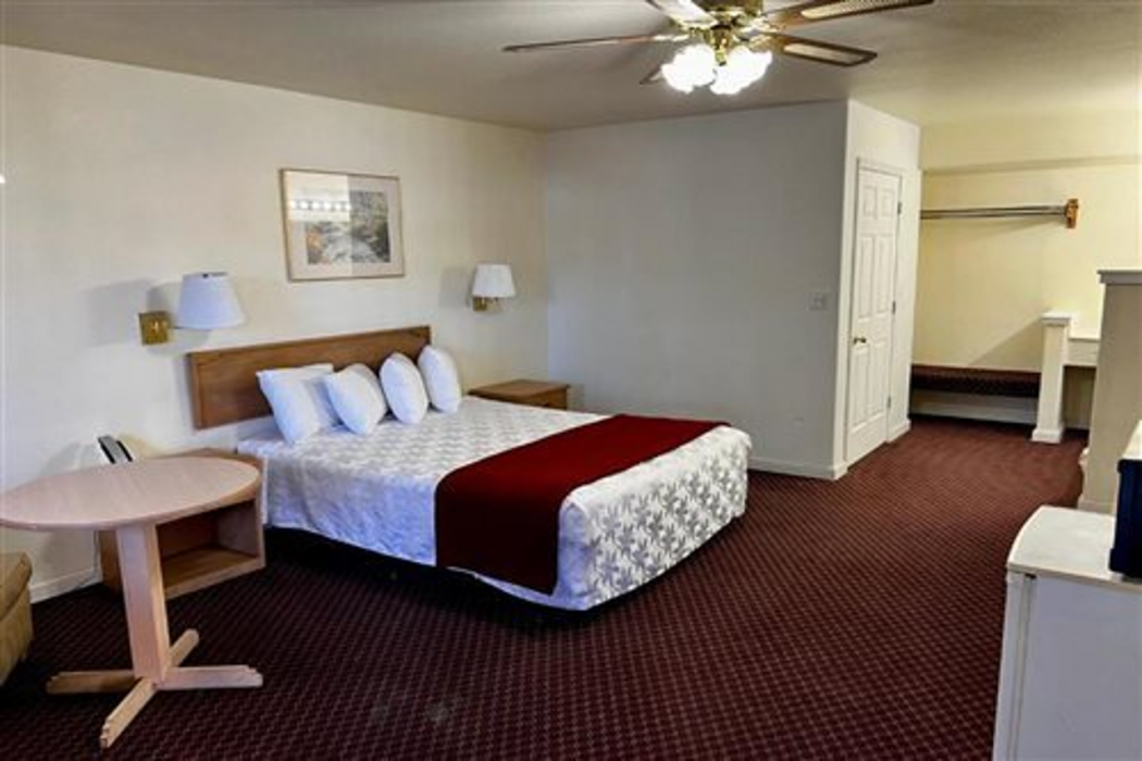 Rodeway Inn Winnemucca NV 11/15