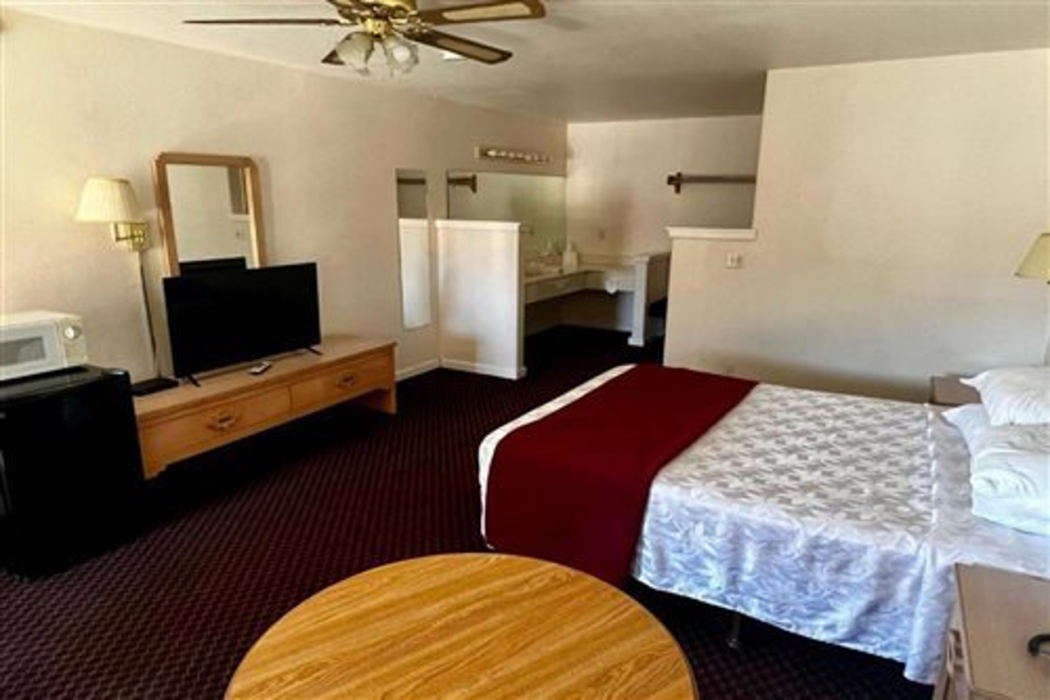 Rodeway Inn Winnemucca NV 9/15