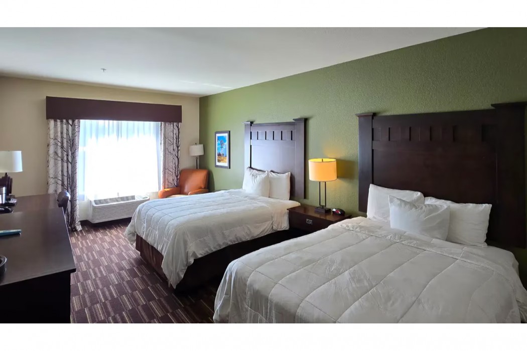 Comfort Inn & Suites Beeville, TX 2/15