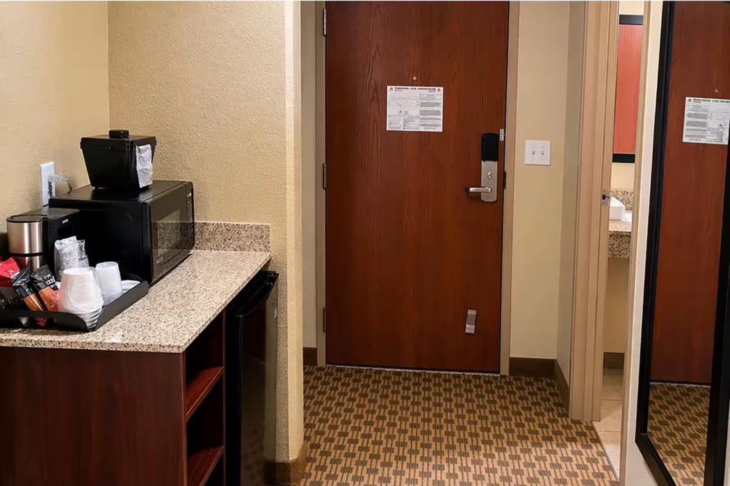 Travelodge by Wyndham Steele 8/49