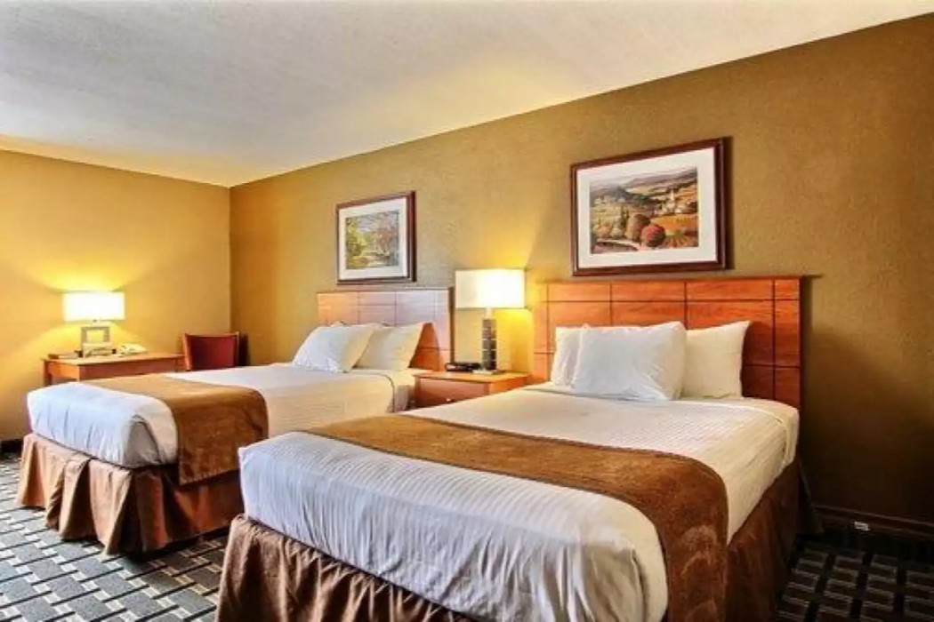 Quality Inn Thief River Falls, MN 10/23