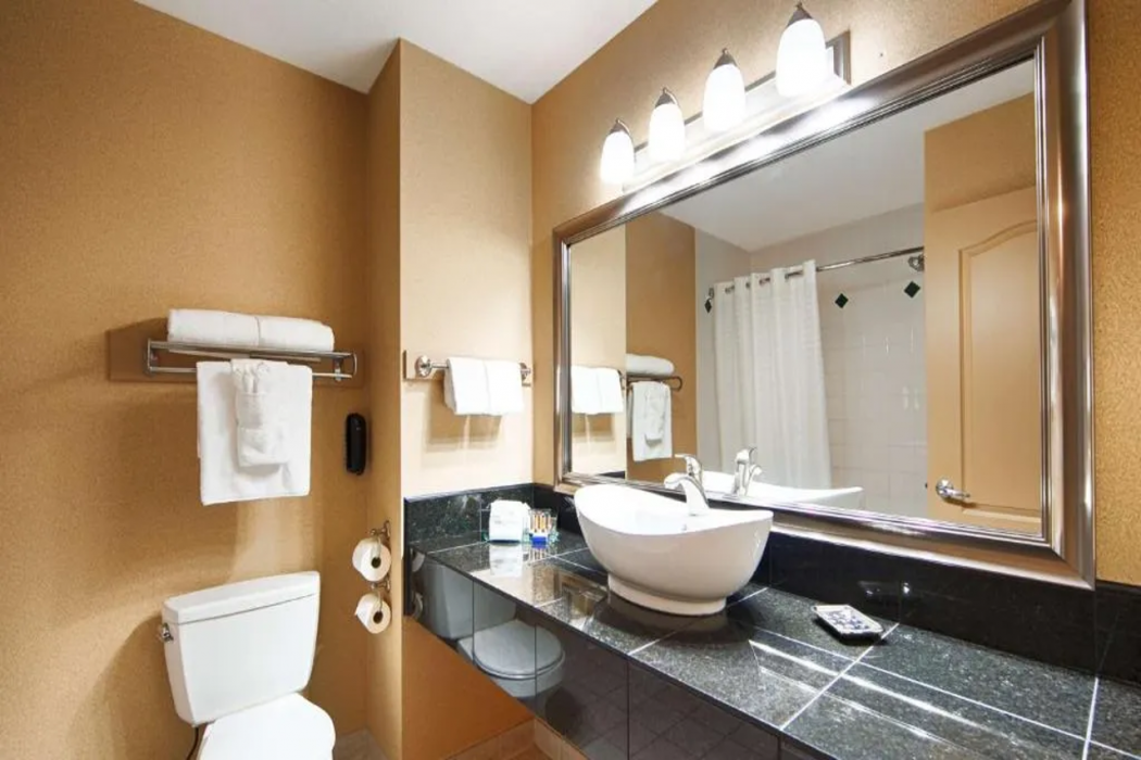 Prestige Radium Hot Springs Resort, WorldHotels Crafted 13/34