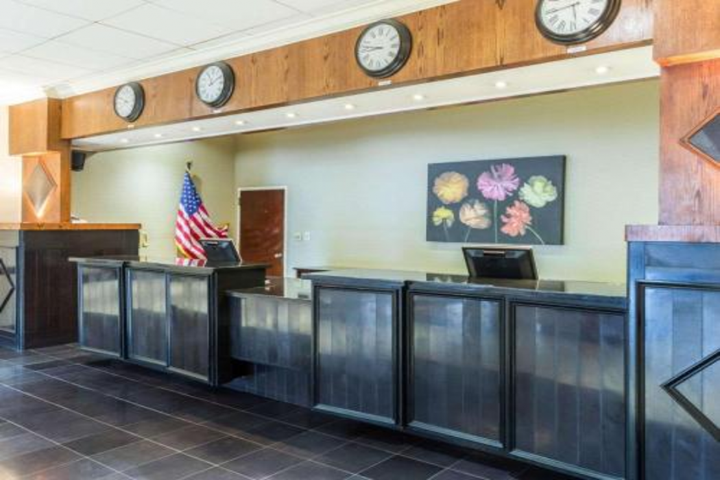 Clarion Hotel Somerset - New Brunswick, NJ 5/33