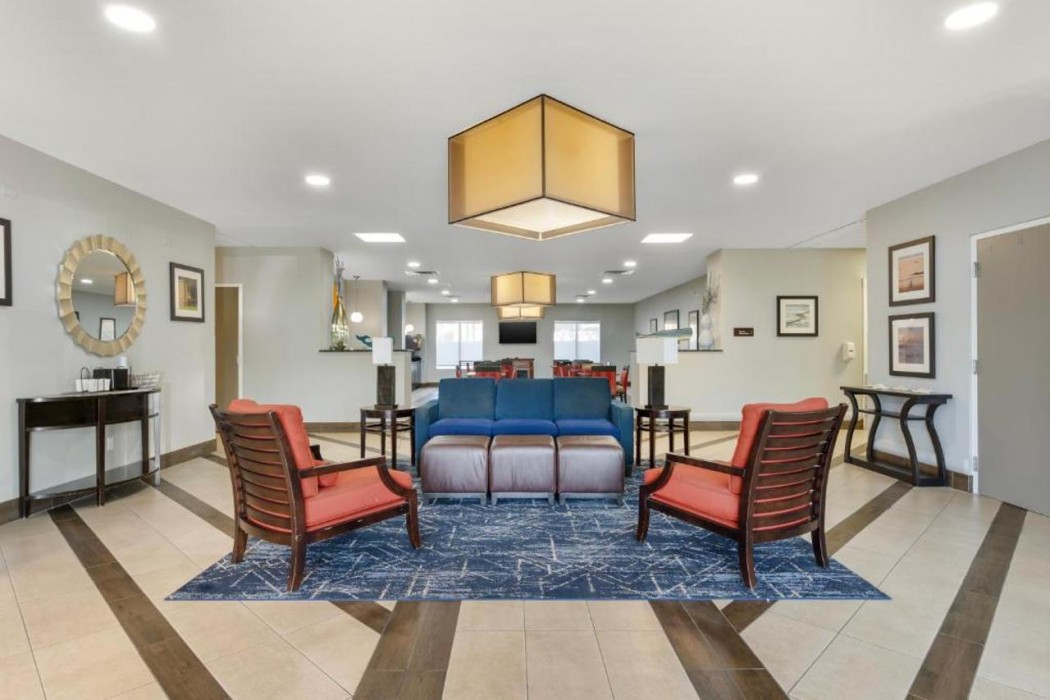 Comfort Suites West Jacksonville, FL 19/35