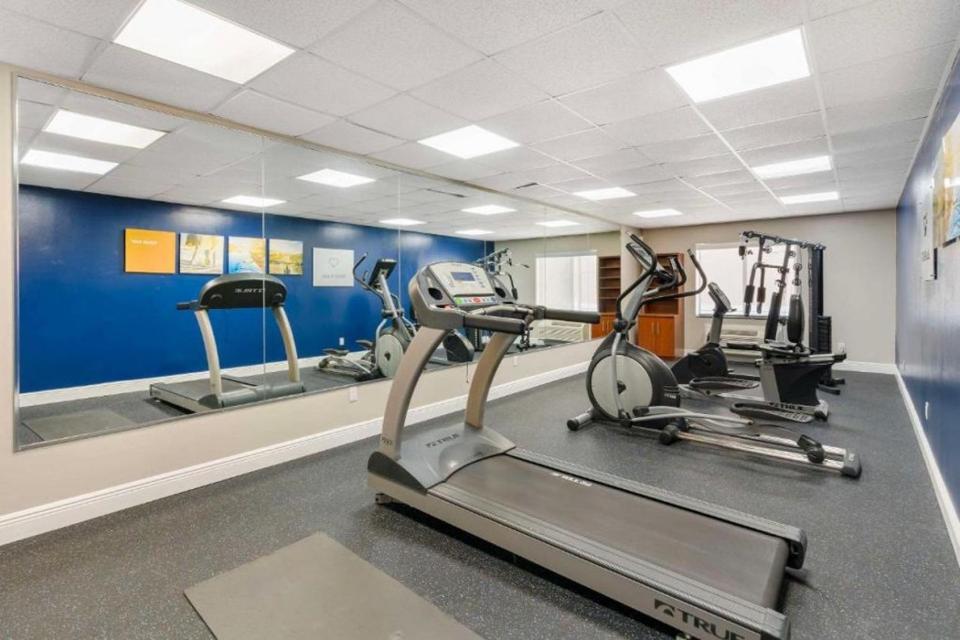 Comfort Suites West Jacksonville, FL 23/35