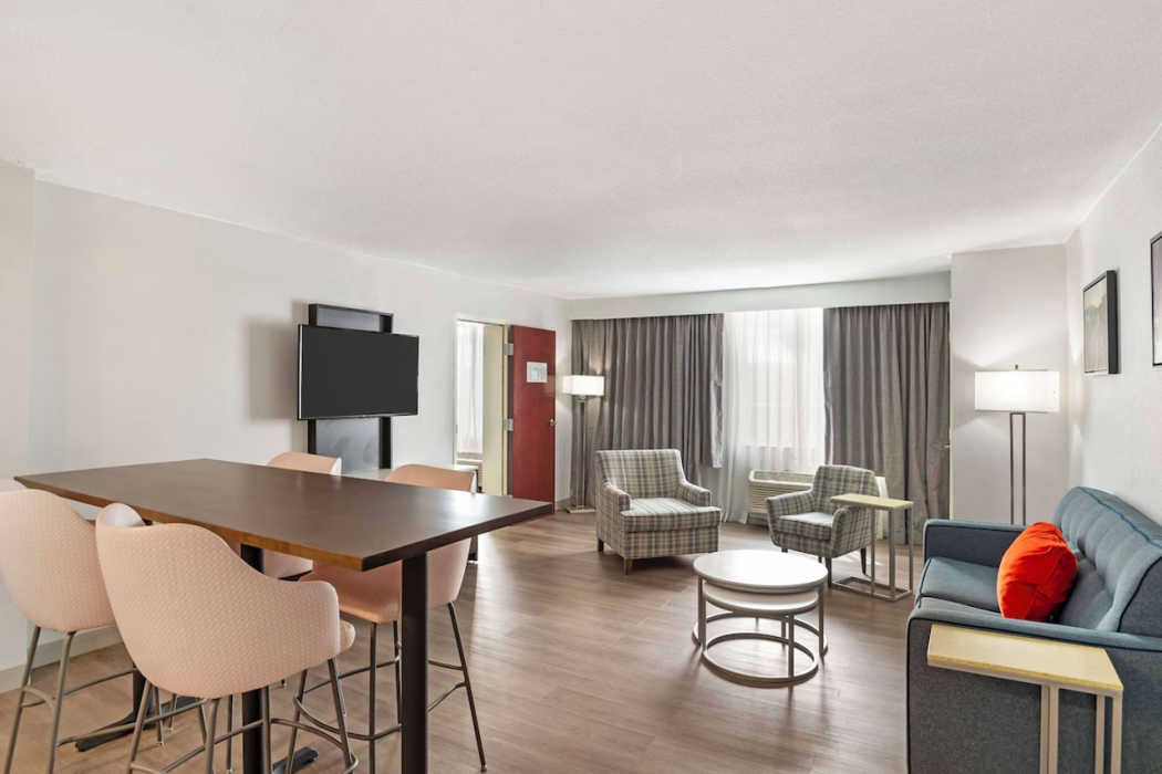 Best Western Premier Richmond City Gateway 32/63
