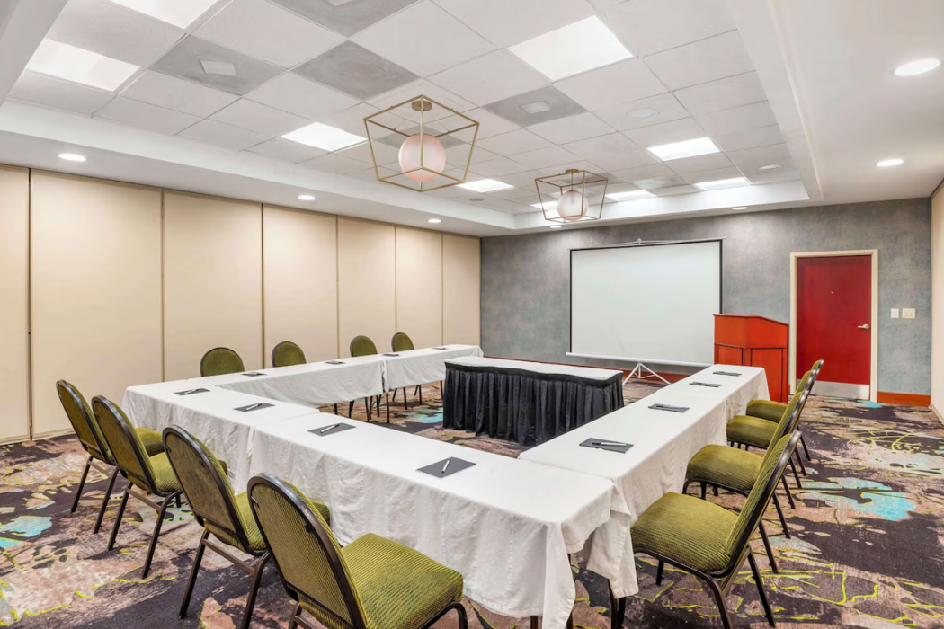 Best Western Premier Richmond City Gateway 44/63
