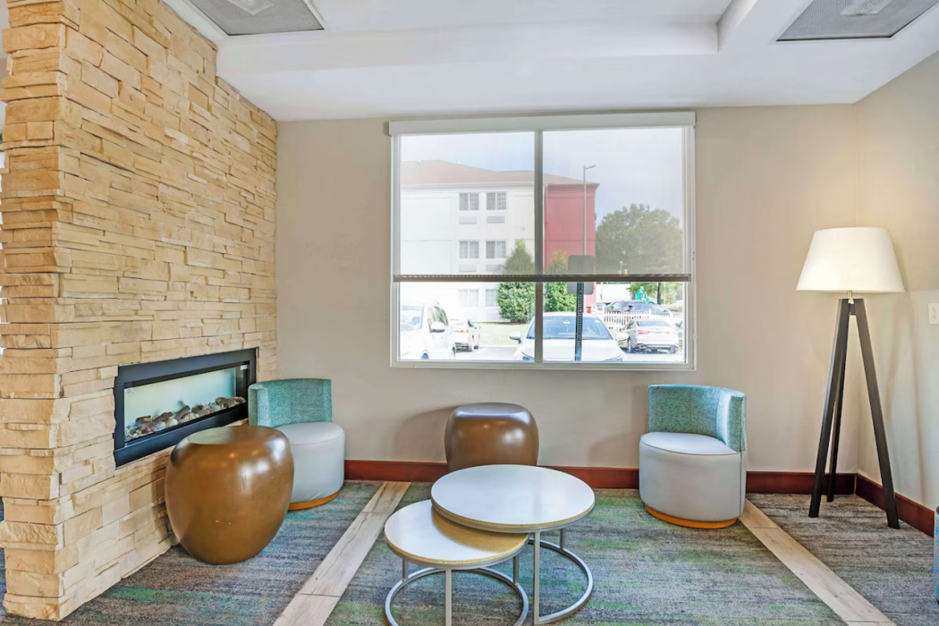 Best Western Premier Richmond City Gateway 38/63